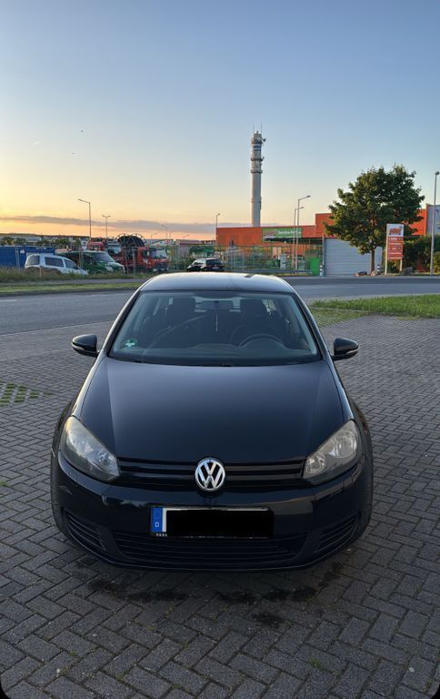 Schwarz Gebraucht 2009 VW Golf VI Trendline Limousine | 3.400 € (Fairer Preis) - Bild 1/4