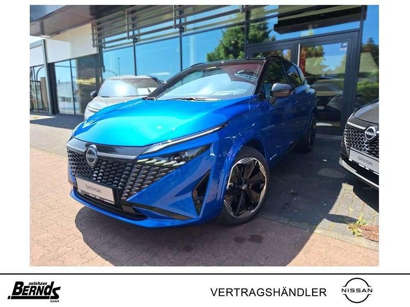 Rot (nbv fuji sunset red) Gebraucht 2024 Nissan Qashqai SUV | 34.000 € (Guter Preis) - Bild 1/4