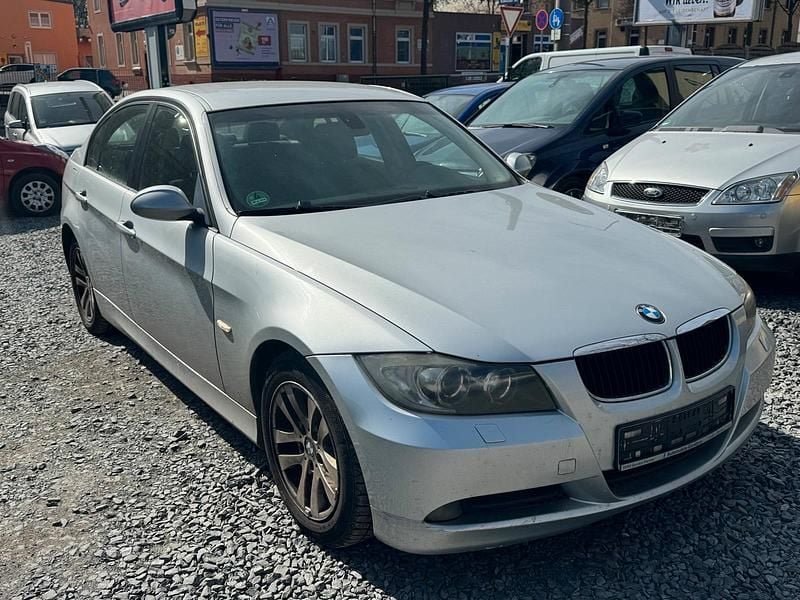Gebraucht BMW 320 2006 Silber Limousine