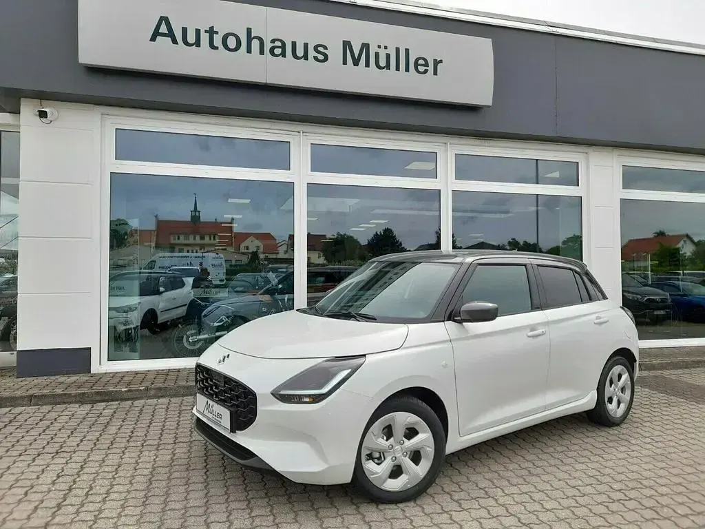 Neu Suzuki Swift Comfort 82 PS (60 kW) 2026 Weiß Kleinwagen