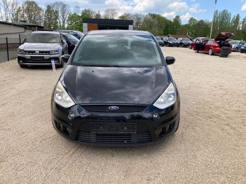 Schwarz Gebraucht 2008 Ford S-MAX Ambiente Van / Kleinbus | 1.490 € (Teuer) - Bild 1/4