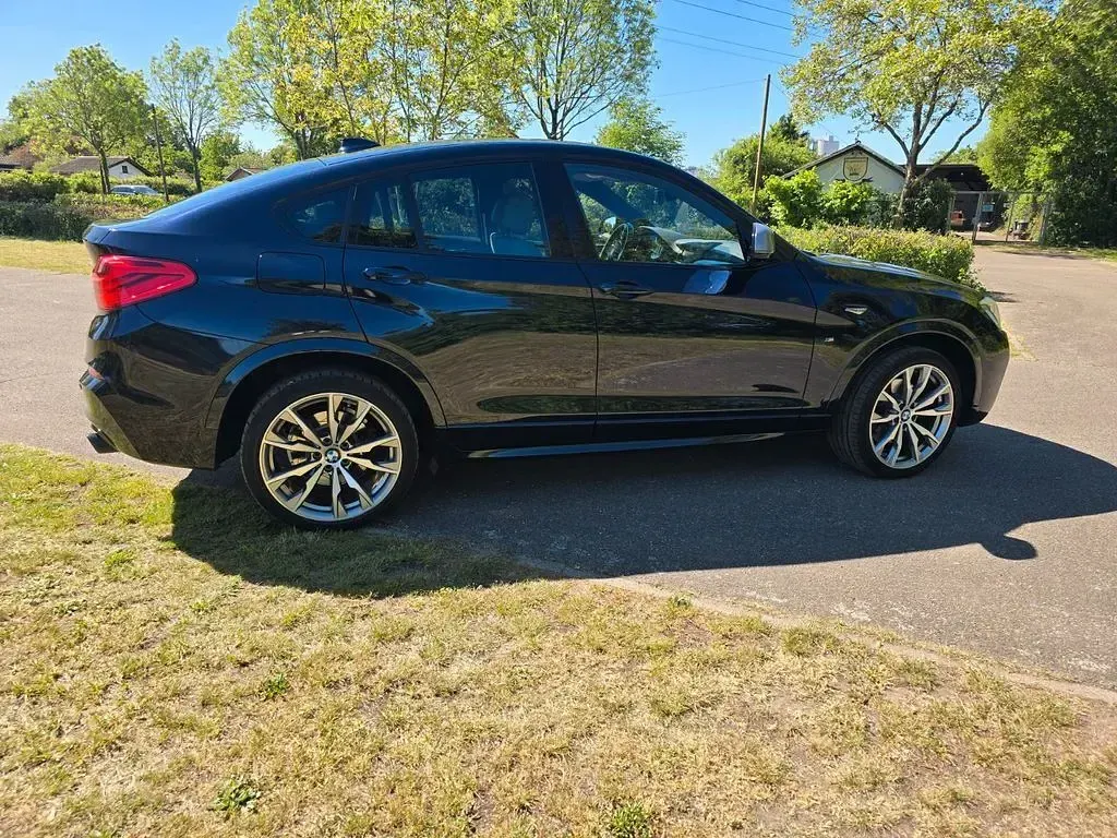Second-hand BMW X4 Performance 360 CP (264 kW) 2017 Negru SUV