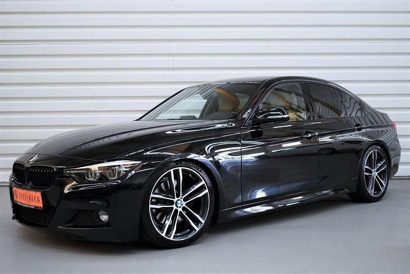 Gebraucht BMW 330 Shadowline 252 PS (185 kW) 2017 Schwarz Limousine
