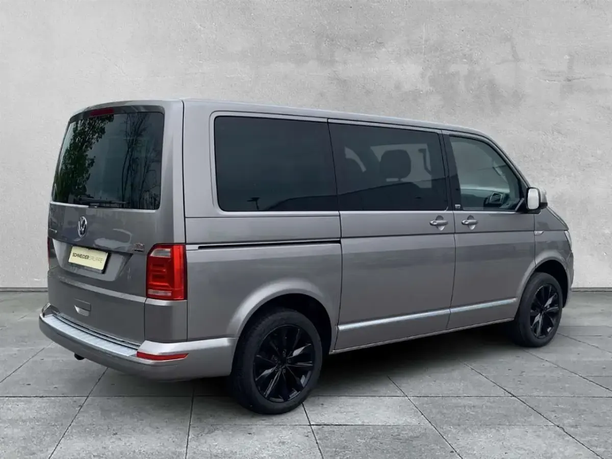Używany VW Multivan Generation Six 204 KM (150 kW) 2017 Beżowy Minivan