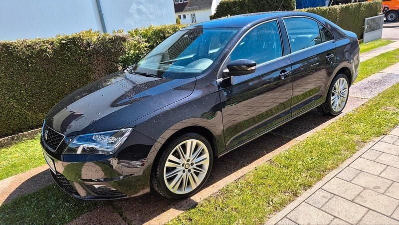 Second-hand Seat Toledo 110 CP (80 kW) 2017 Negru Hatchback