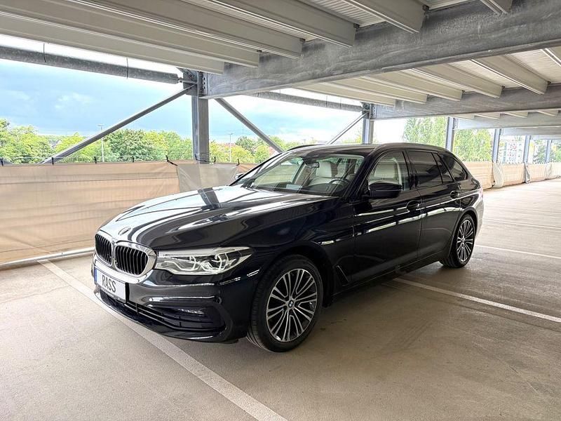 Gebraucht BMW 520 M Sport 190 PS (139 kW) 2020 Schwarz Limousine