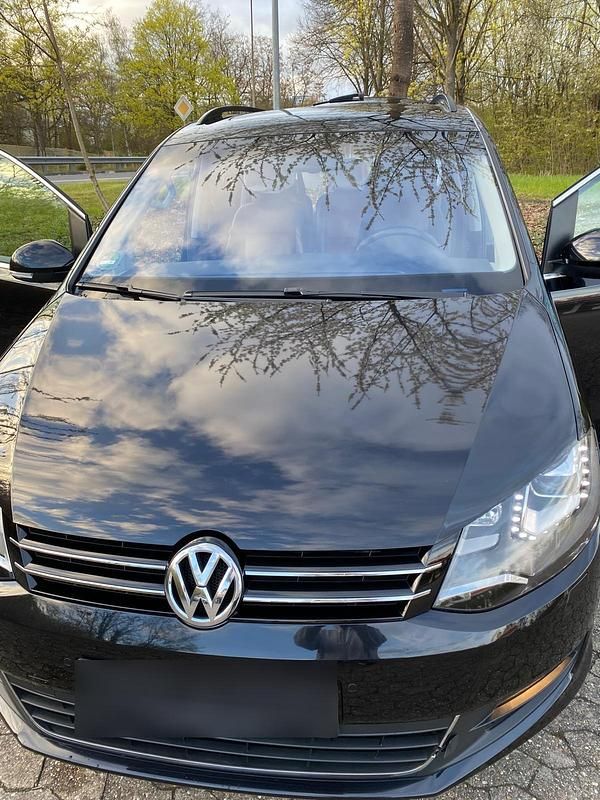 Gebraucht VW Sharan Comfortline 140 PS (102 kW) 2015 Schwarz Van / Kleinbus