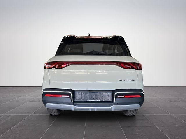 Neu BYD Atto 2 Boost 130 kW (177 PS) 2025 Hiking green SUV