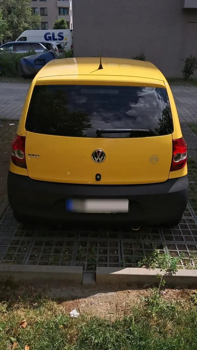Gebraucht VW Fox 44 PS (32 kW) 2011 Gelb Kleinwagen