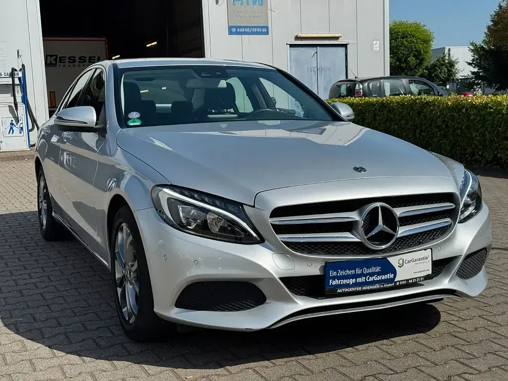 Gebraucht Mercedes C200 184 PS (135 kW) 2018 Silber Limousine