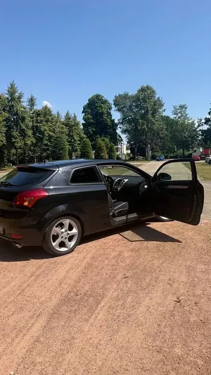 Gebraucht Kia ProCeed 143 PS (105 kW) 2008 Schwarz Kleinwagen