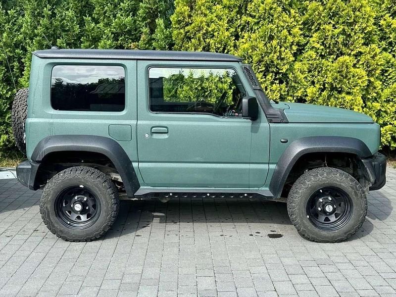 Gebraucht Suzuki Jimny Comfort 102 PS (75 kW) 2019 Grün SUV
