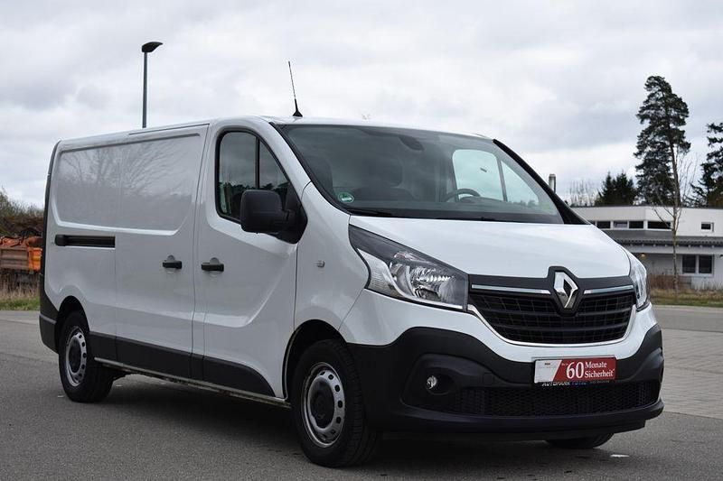 Gebraucht Renault Trafic Komfort 120 PS (88 kW) 2021 Weiß Van / Kleinbus