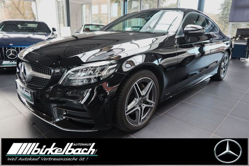 Schwarz Gebraucht 2019 Mercedes C200 AMG Coupé | 32.900 € (Fairer Preis) - Bild 1/4