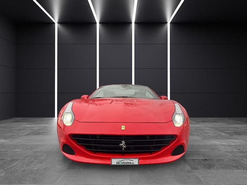 Gebraucht Ferrari California 560 PS (411 kW) 2016 Rot Cabrio
