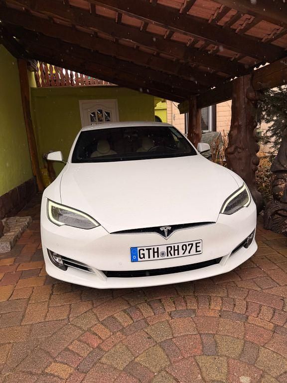 Gebraucht Tesla Model S 309 kW (421 PS) 2017 Weiß Kleinwagen