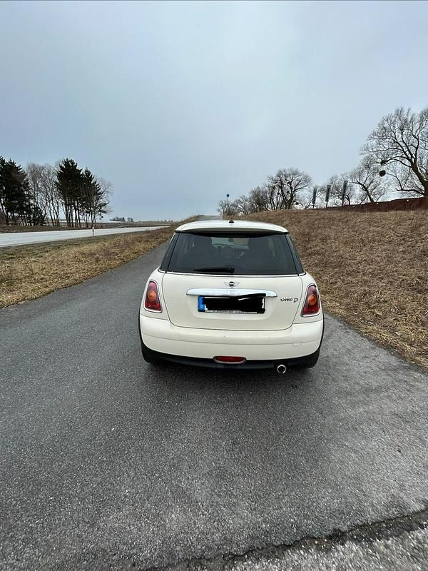 Gebraucht Mini ONE 90 PS (66 kW) 2009 Weiß Kleinwagen