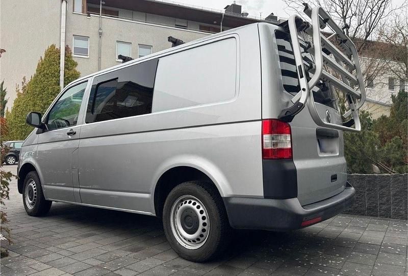 Gebraucht VW Transporter 140 PS (102 kW) 2014 Silber Van