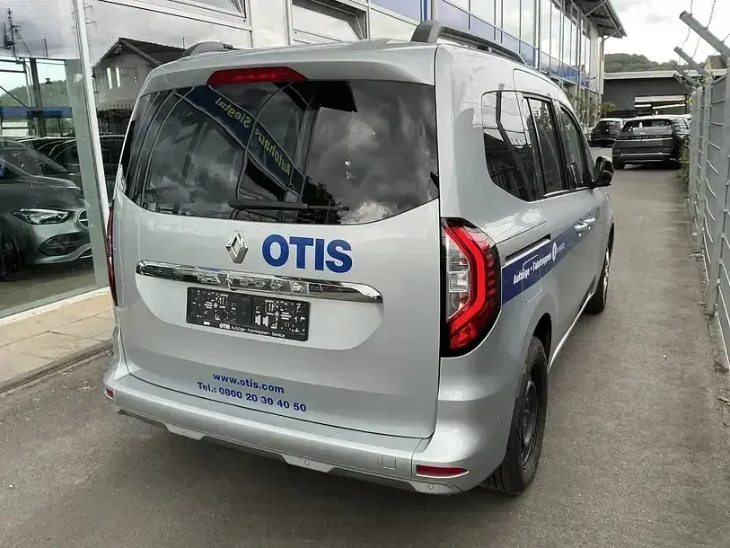 Gebraucht Renault Kangoo Techno 116 PS (85 kW) 2023 Grau Van / Kleinbus