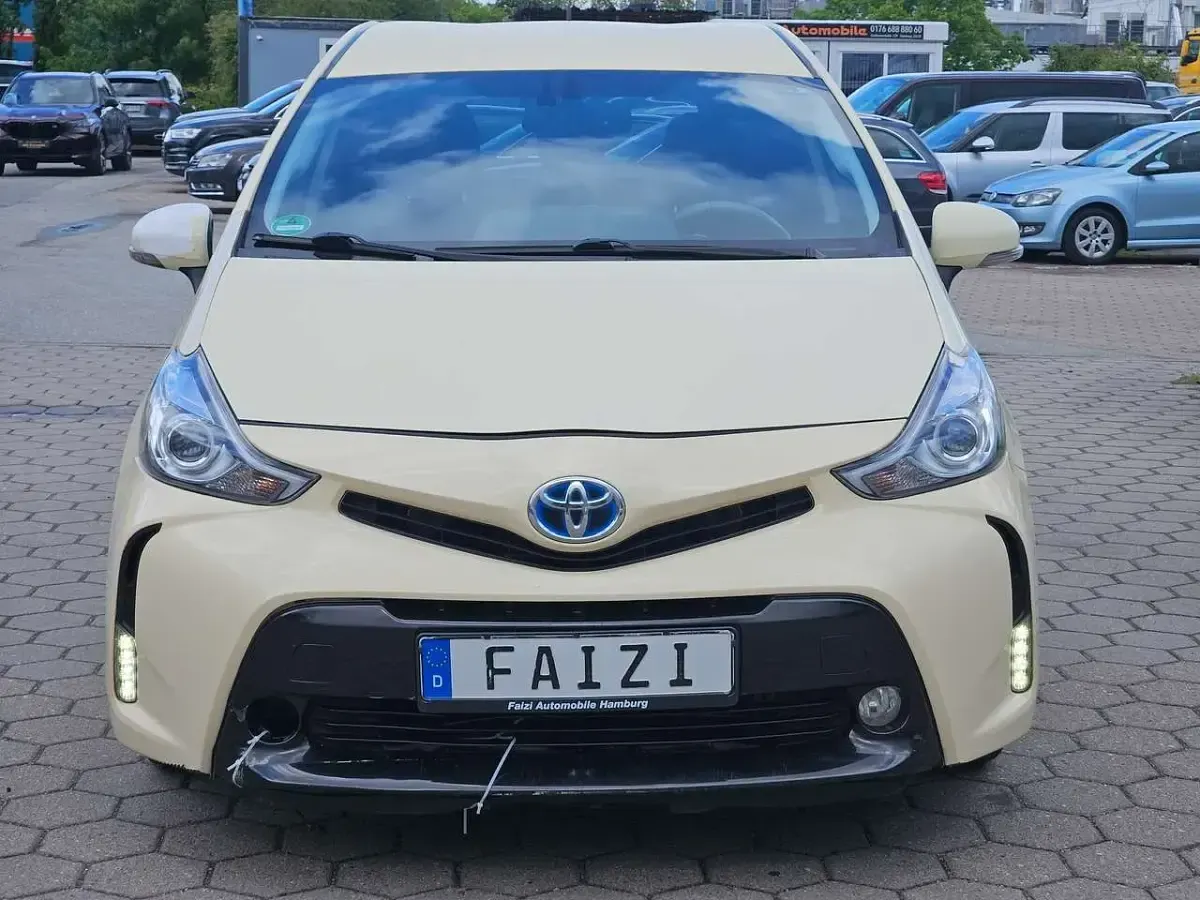 Gebraucht Toyota Prius+ 99 PS (72 kW) 2016 Weiß Van / Kleinbus