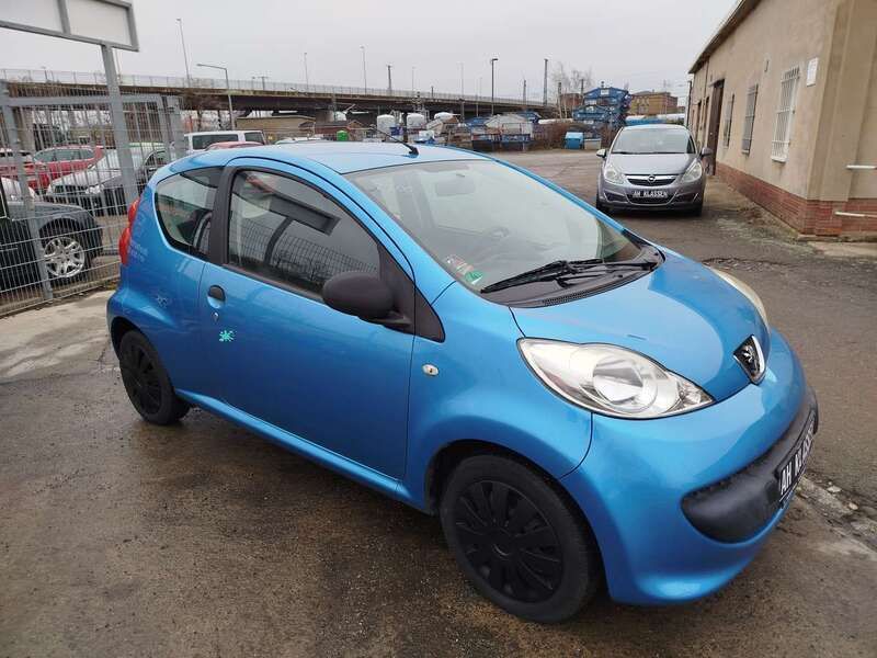 Blau Gebraucht 2007 Peugeot 107 Kleinwagen | 2.200 € (Fairer Preis) - Bild 1/4