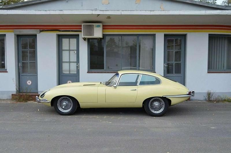 Gebraucht Jaguar E-Type 265 PS (194 kW) 1967 Gelb Coupé