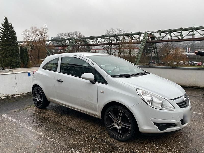 Gebraucht Opel Corsa 80 PS (58 kW) 2009 Weiß Kleinwagen