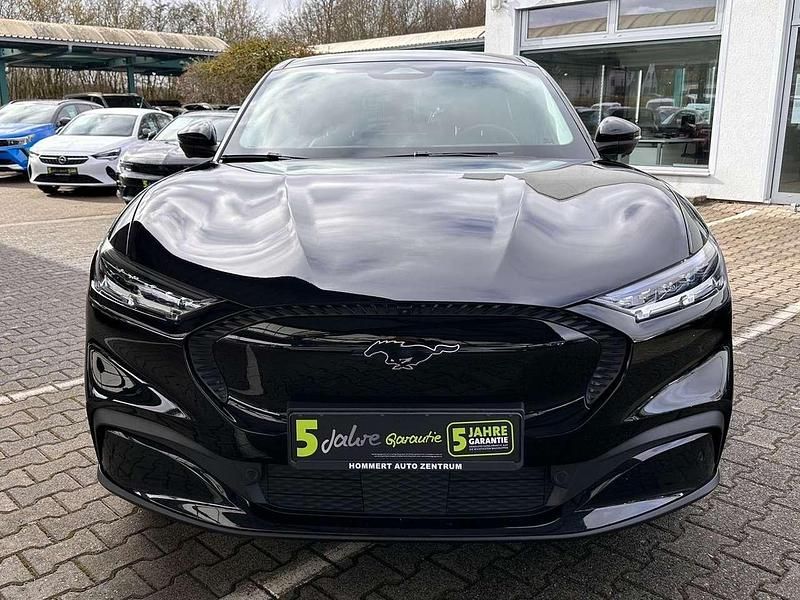 Gebraucht Ford Mustang Mach-E 197 kW (269 PS) 2023 Iridiumschwarz metallic SUV