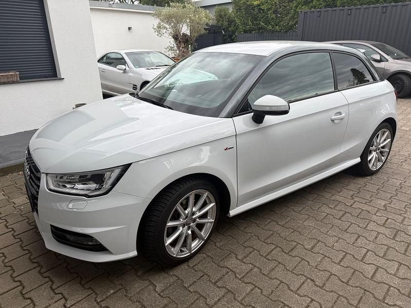 Weiß Gebraucht 2015 Audi A1 Sport Kleinwagen | 15.850 € (Fairer Preis) - Bild 1/4