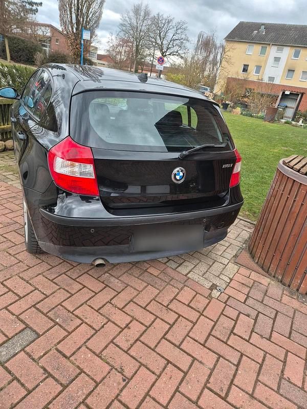 Gebraucht BMW 116 116 PS (85 kW) 2006 Schwarz Kleinwagen