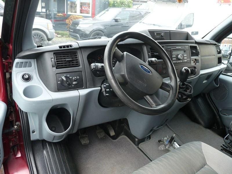 Gebraucht Ford Transit 131 PS (96 kW) 2008 Rot Van / Kleinbus