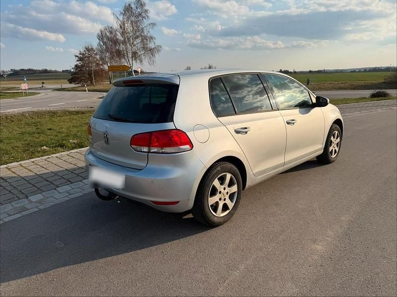 Gebraucht VW Golf VI 80 PS (58 kW) 2008 Silber Kleinwagen