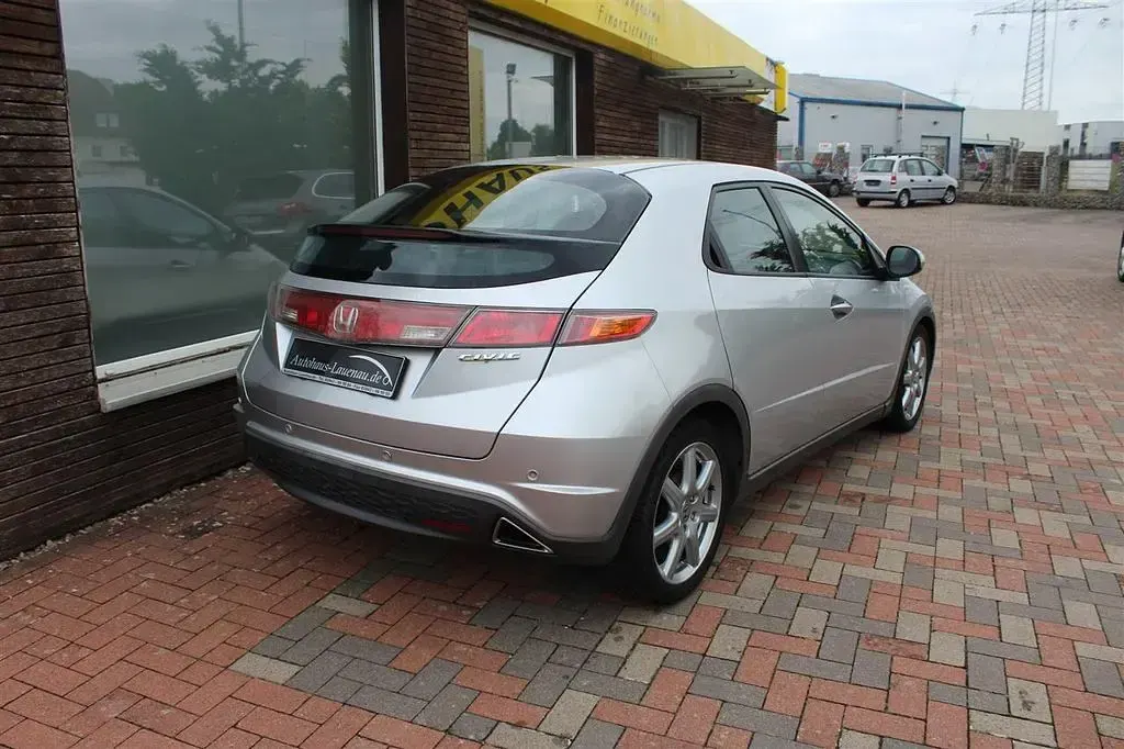 Gebraucht Honda Civic 140 PS (102 kW) 2007 Schwarz Limousine