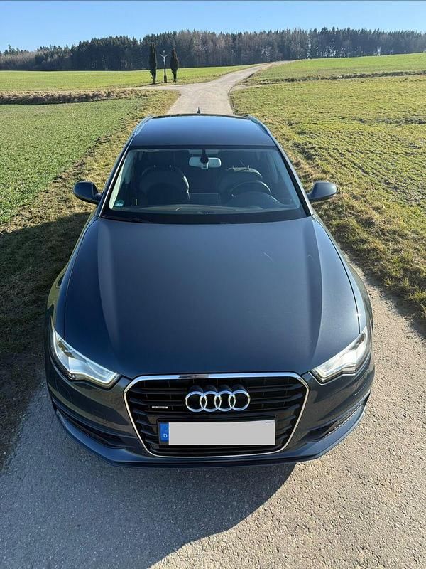 Gebraucht Audi A6 S-Line 245 PS (180 kW) 2014 Blau Kombi
