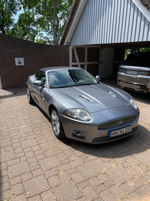 Silber Gebraucht 2006 Jaguar XKR Cabrio | 19.250 € (Teuer) - Bild 1/4