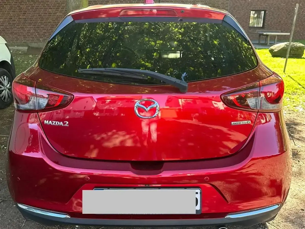Usata Mazda 2 90 CV (66 kW) 2020 Rosso Berlina