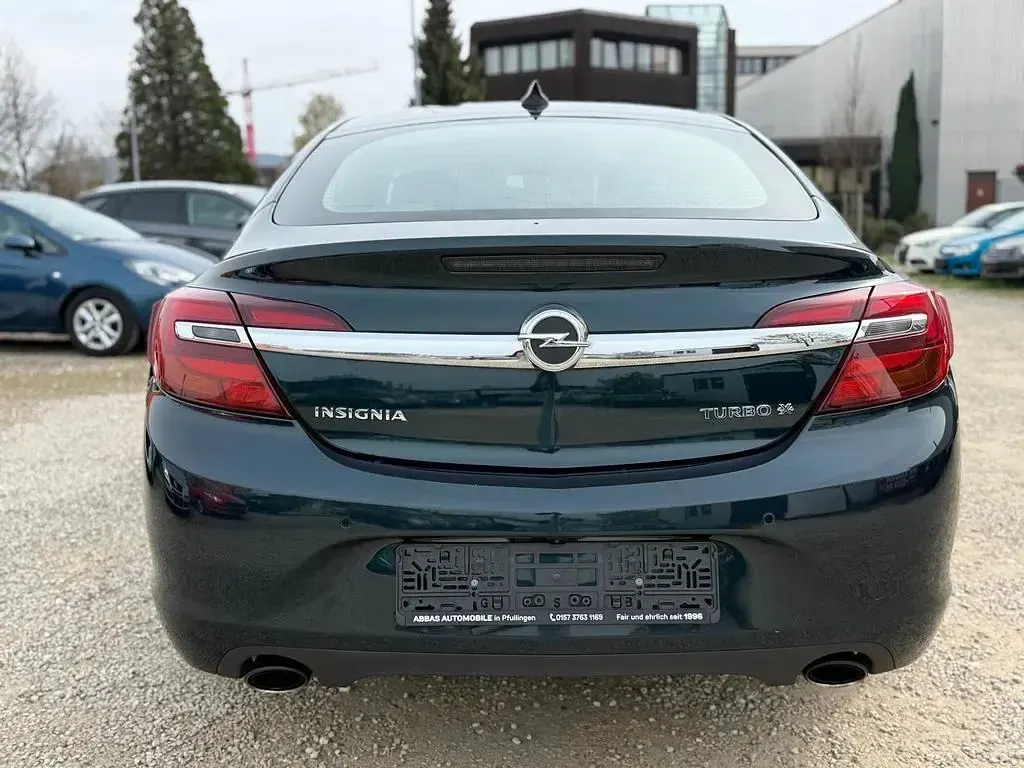 Gebraucht Opel Insignia Innovation 250 PS (183 kW) 2016 Carragreen Limousine