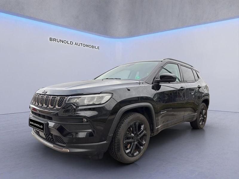 Gebraucht Jeep Compass 131 PS (96 kW) 2023 Schwarz SUV