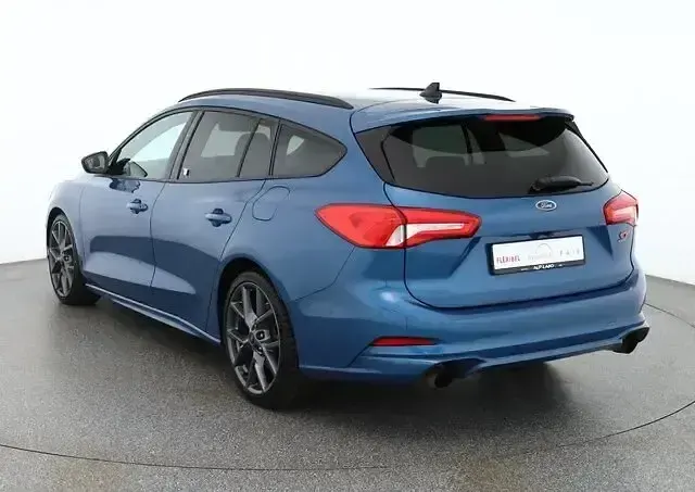 Used Ford Focus ST 280 HP (205 kW) 2022 Blue Estate