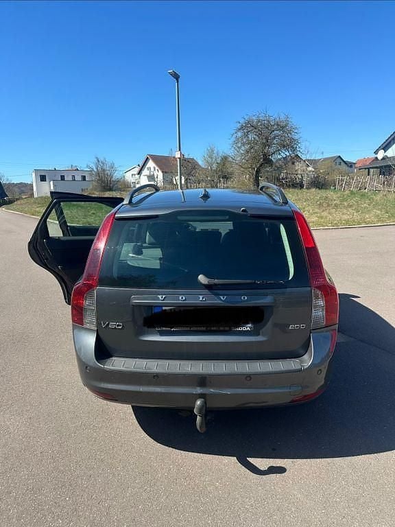 Gebraucht Volvo V50 Summum 136 PS (100 kW) 2009 Grau Kombi