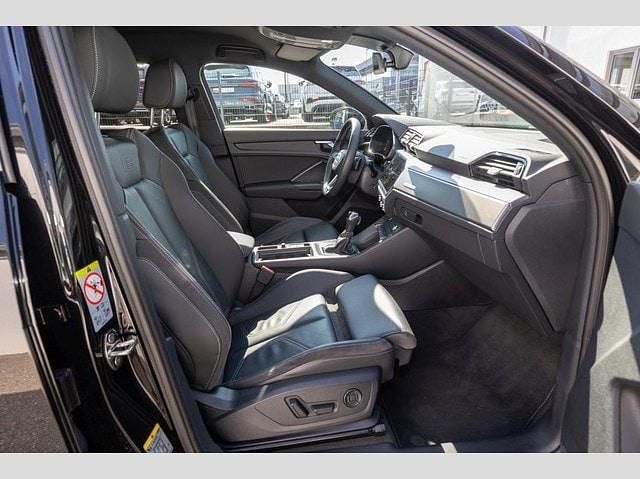 Gebraucht Audi Q3 Sportback S-Line 245 PS (180 kW) 2023 Mythosschwarz metallic SUV