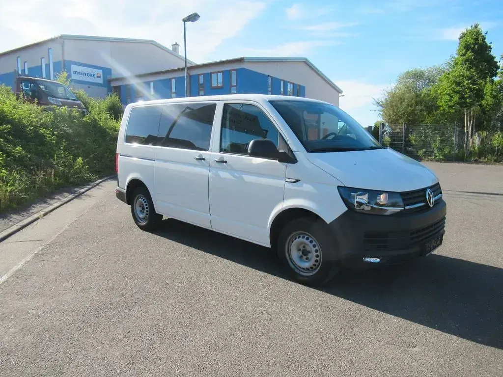 Gebraucht VW Transporter 150 PS (110 kW) 2019 Candyweiß Van