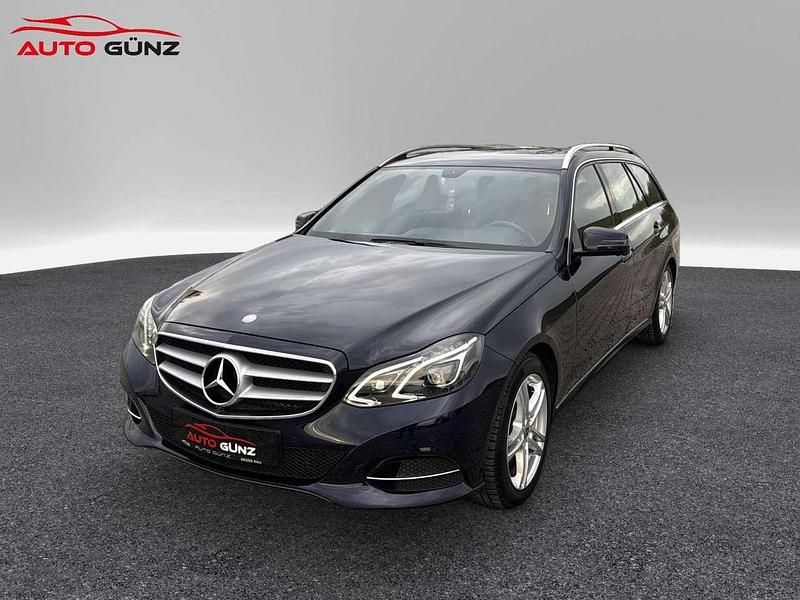 Gebraucht Mercedes E250 204 PS (150 kW) 2016 Blau Kombi