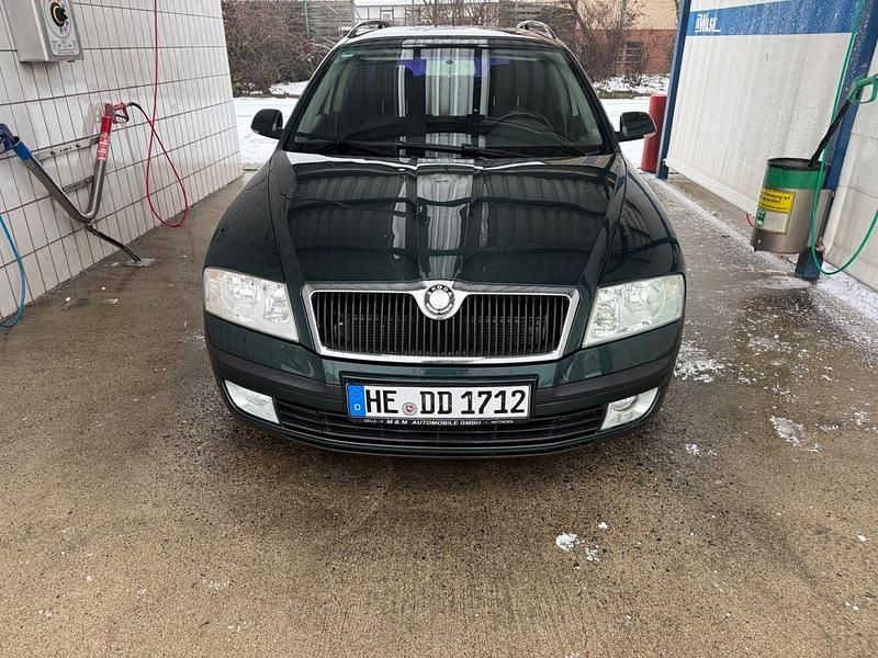 Gebraucht Skoda Octavia Classic 105 PS (77 kW) 2007 Grün Kombi
