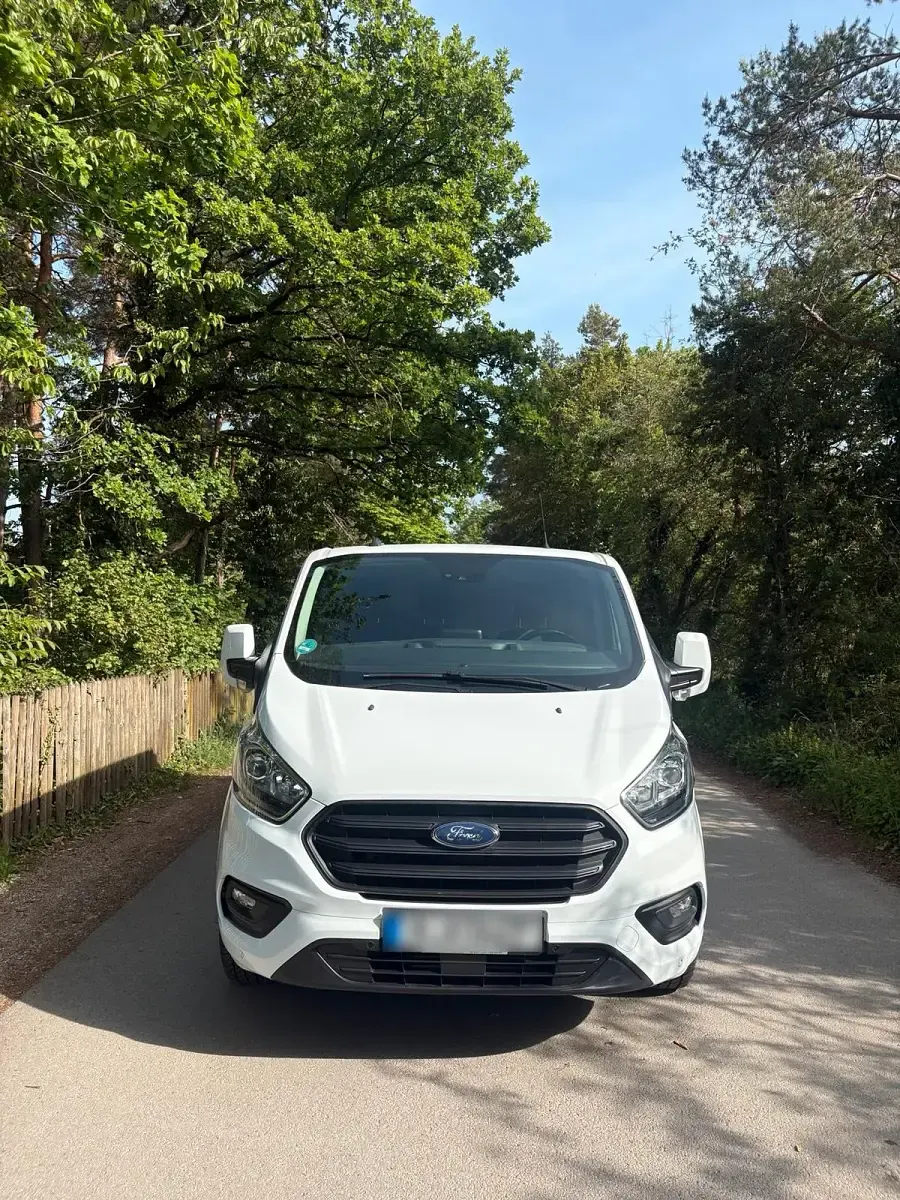 Gebraucht Ford Transit Custom 131 PS (96 kW) 2019 Weiß Van / Kleinbus