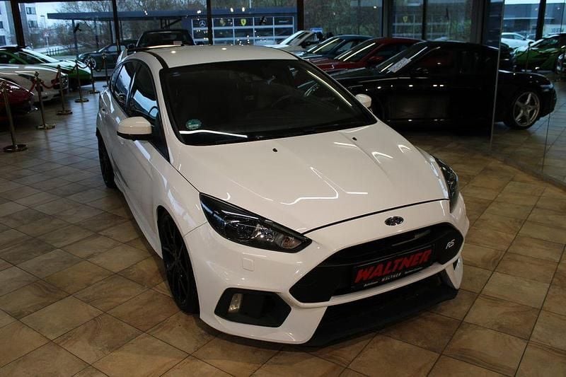 Gebraucht Ford Focus RS 349 PS (256 kW) 2016 Weiß Limousine