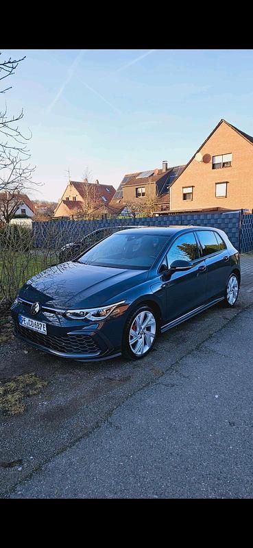 Grau Gebraucht 2021 VW Golf VIII GTE | 21.820 € (Guter Preis) - Bild 1/4
