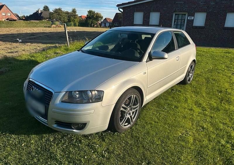 Silber Gebraucht 2007 Audi A3 Limousine | 1.500 € (Superpreis) - Bild 1/4