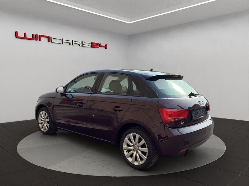 Gebraucht Audi A1 Sportback Ambition 86 PS (63 kW) 2013 Violet Kleinwagen