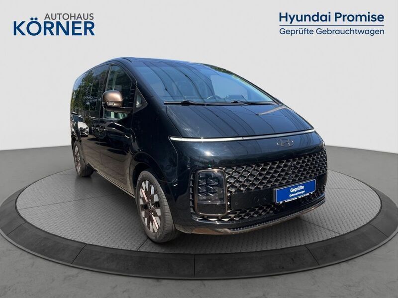 Schwarz Gebraucht 2022 Hyundai Staria Signature Van | 41.900 € (Fairer Preis) - Bild 1/4